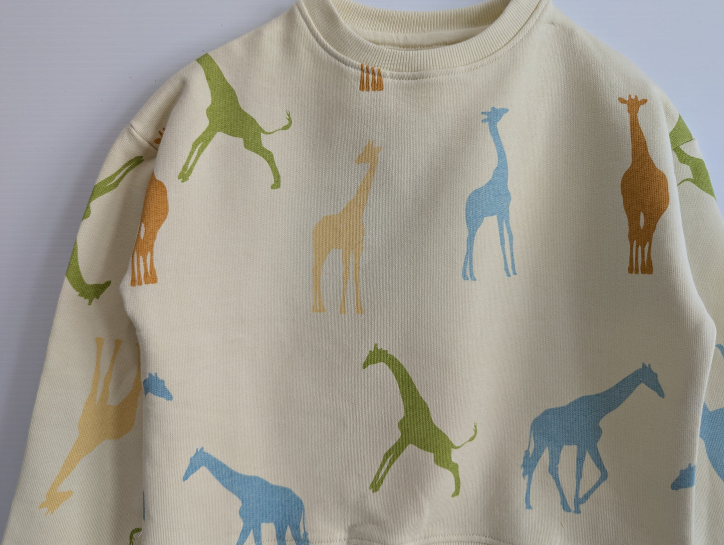 Organic Cotton Sweatshirt - Giraffe Giggles